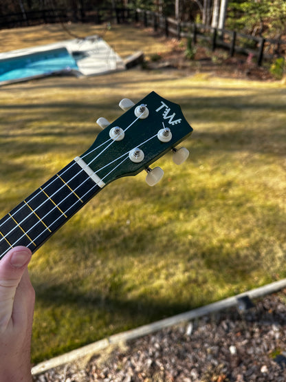 Green Flower Ukulele